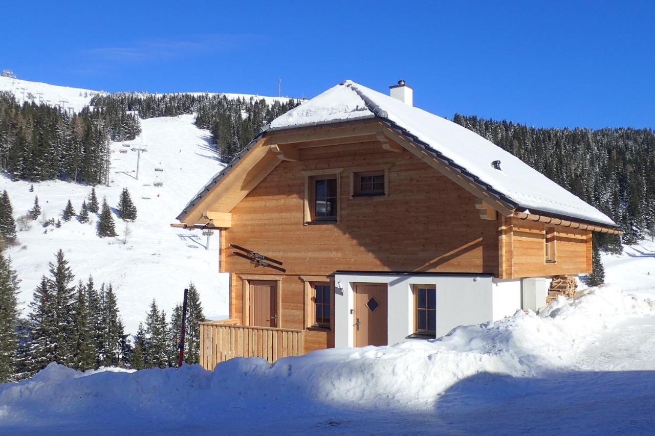 Vesely Svist Chalet Лахталь Екстер'єр фото